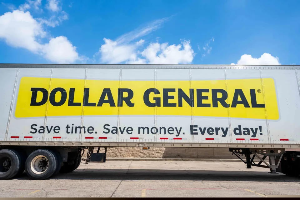 Dollar General's Customers Are 'Financially Constrained.' Its Stock Is Falling