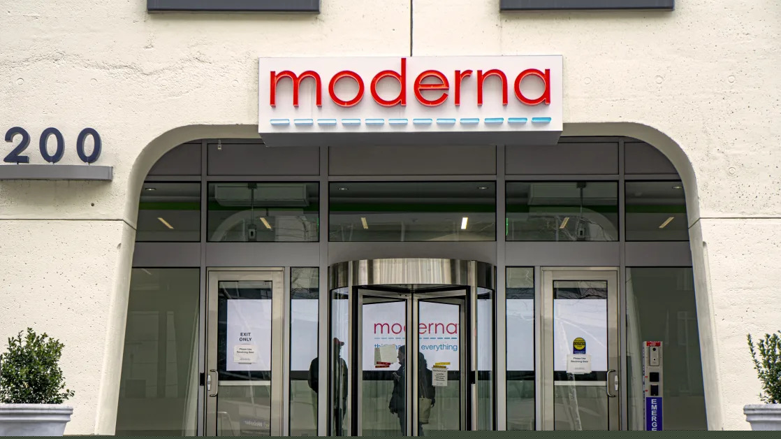 Moderna stock forfeits gains as first US bird flu death puts vaccine development in focus