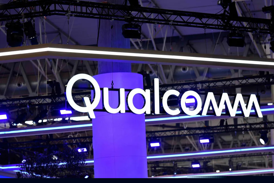 Qualcomm Stock Drops as Licensing Revenue Outweighs Record Sales