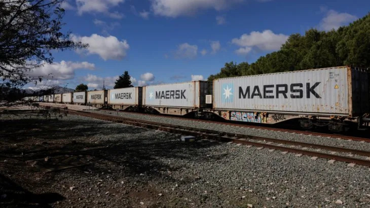 Maersk eyes 4% market growth in 2025, uncertainty over tariffs and Red Sea