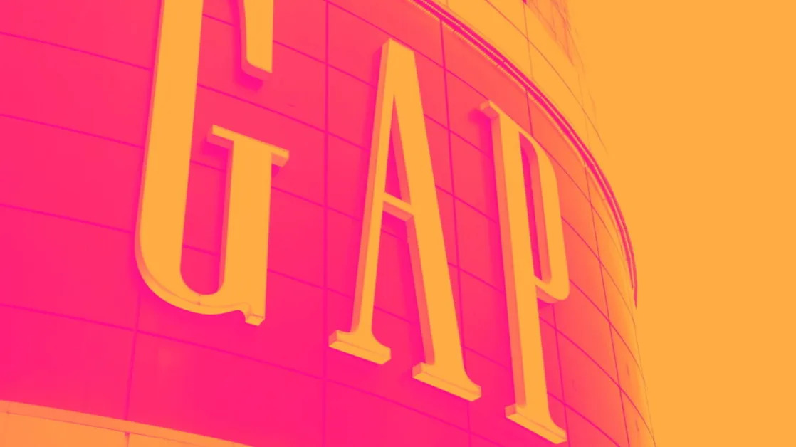 3 Reasons GAP is Risky and 1 Stock to Buy Instead