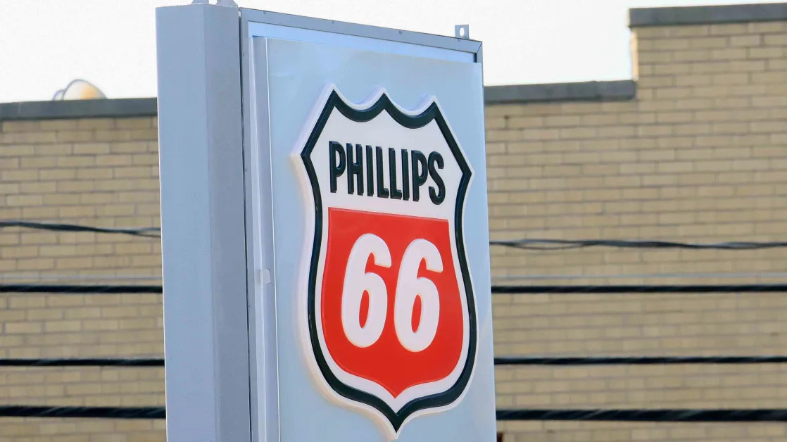 Top Stock Movers Now: DuPont, Phillips 66, Marriott, and More