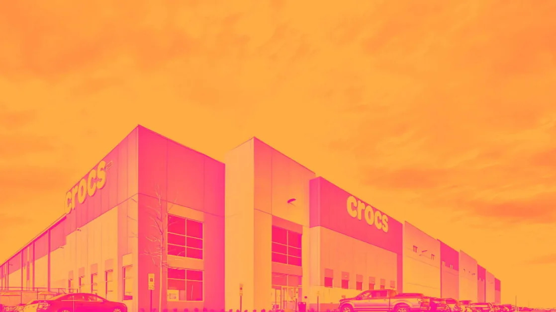 Crocs (NASDAQ:CROX) Exceeds Q4 Expectations, Stock Jumps 17.1%