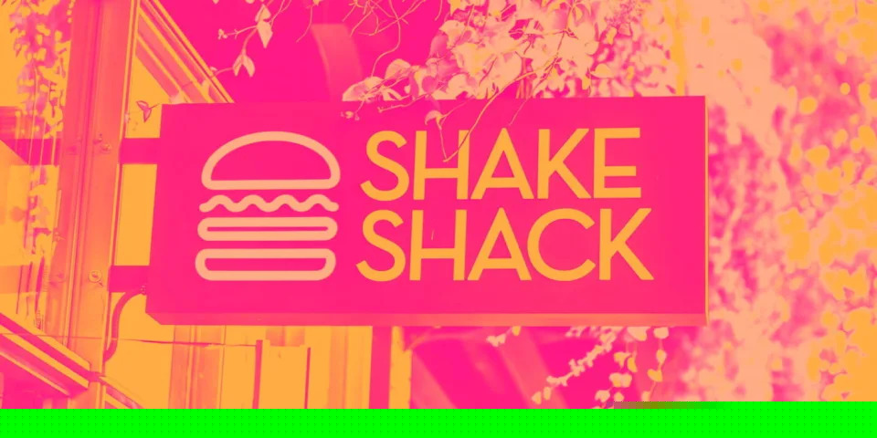 Q4 Rundown: Shake Shack (NYSE:SHAK) Vs Other Modern Fast Food Stocks