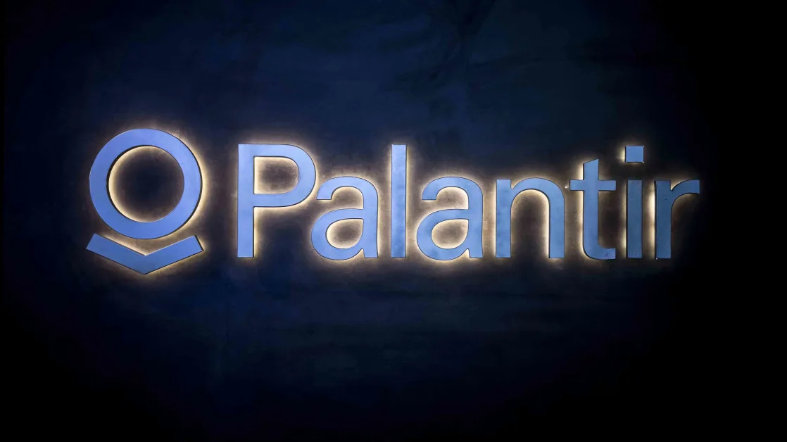 Palantir Stock Leads S&P 500 Decliners Monday Amid Defense Spending Cut Concerns