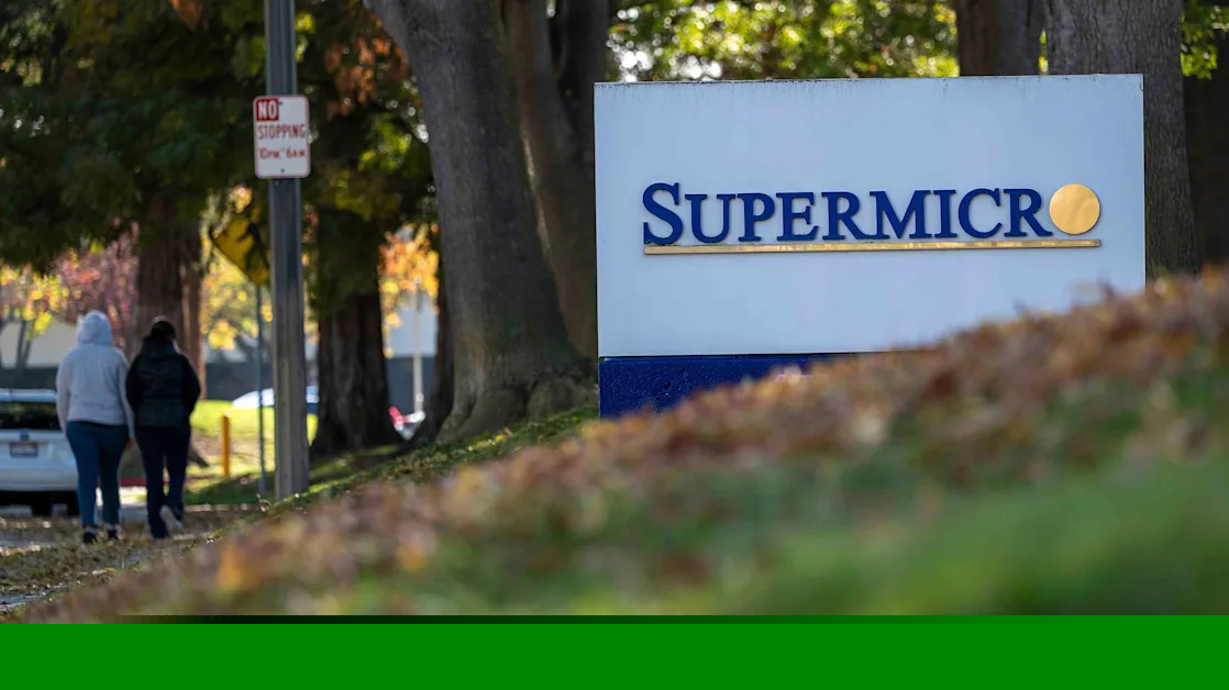 Supermicro Stock Fell This Week as Avoiding Delisting Hasn't Ended Volatility