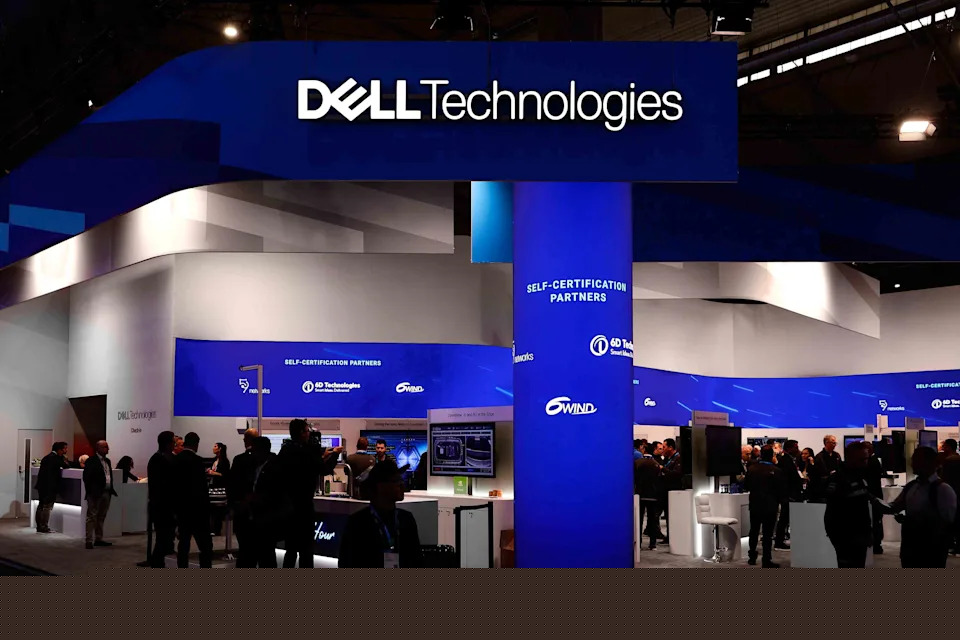 Top Stock Movers Now: NetApp, Dell, HP, Erie Indemnity, and More