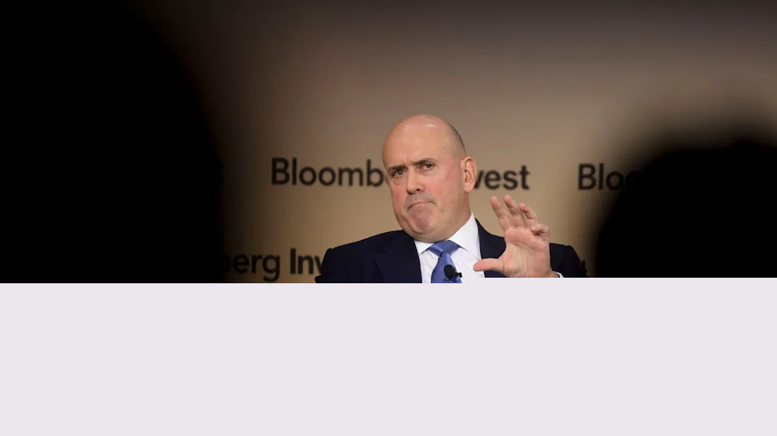 Wall Street Executives Say Tariff Uncertainty Is Drag on Markets