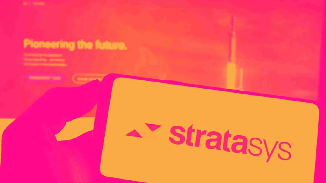 Stratasys (NASDAQ:SSYS) Exceeds Q4 Expectations But Stock Drops