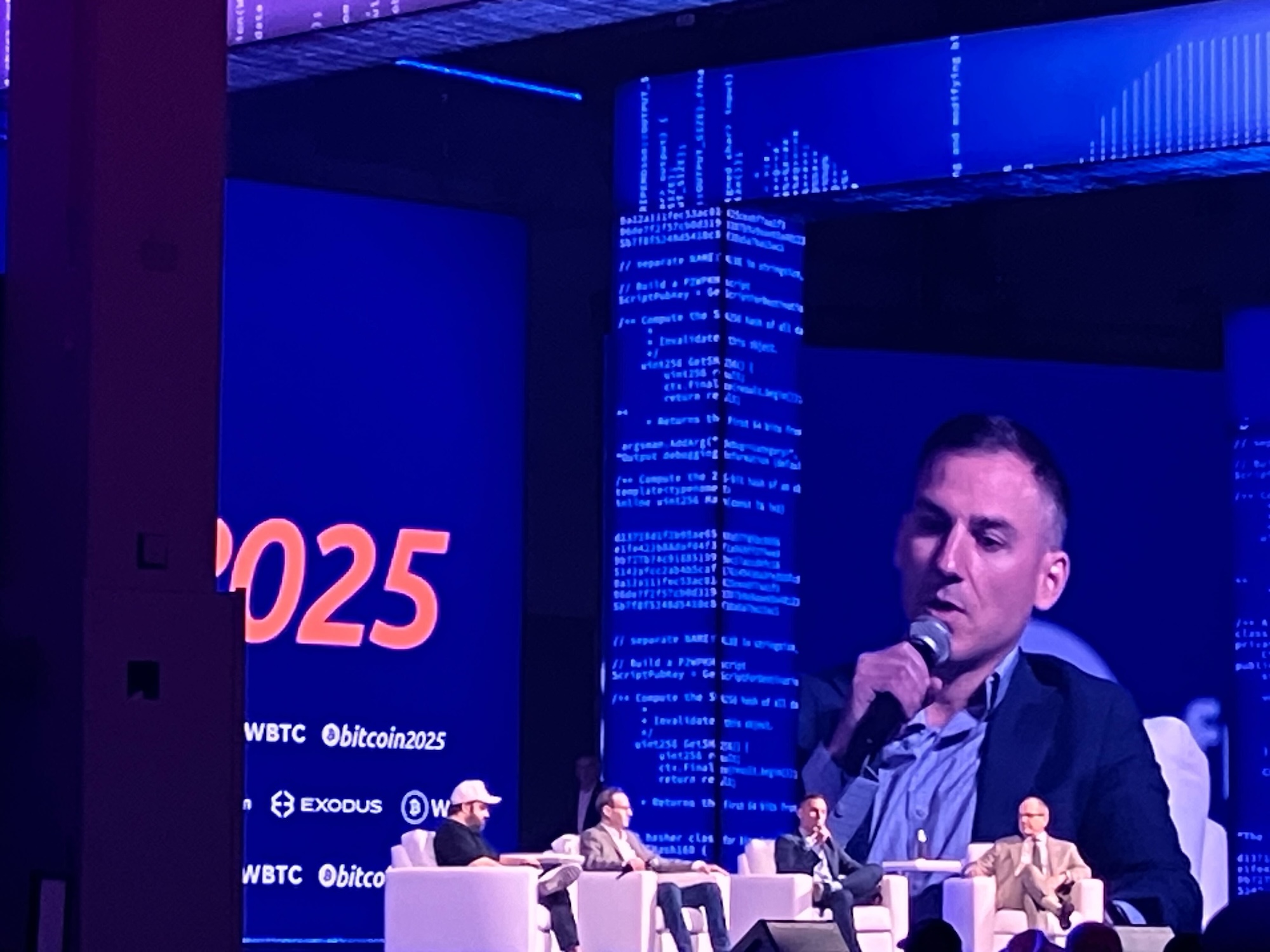 Growing BTC reserve requires Congressional legislation — VanEck exec